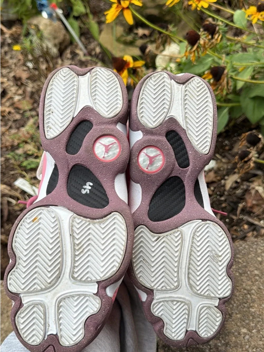 Girls' Pink and White air Jordan 6 rings Basketball Shoes